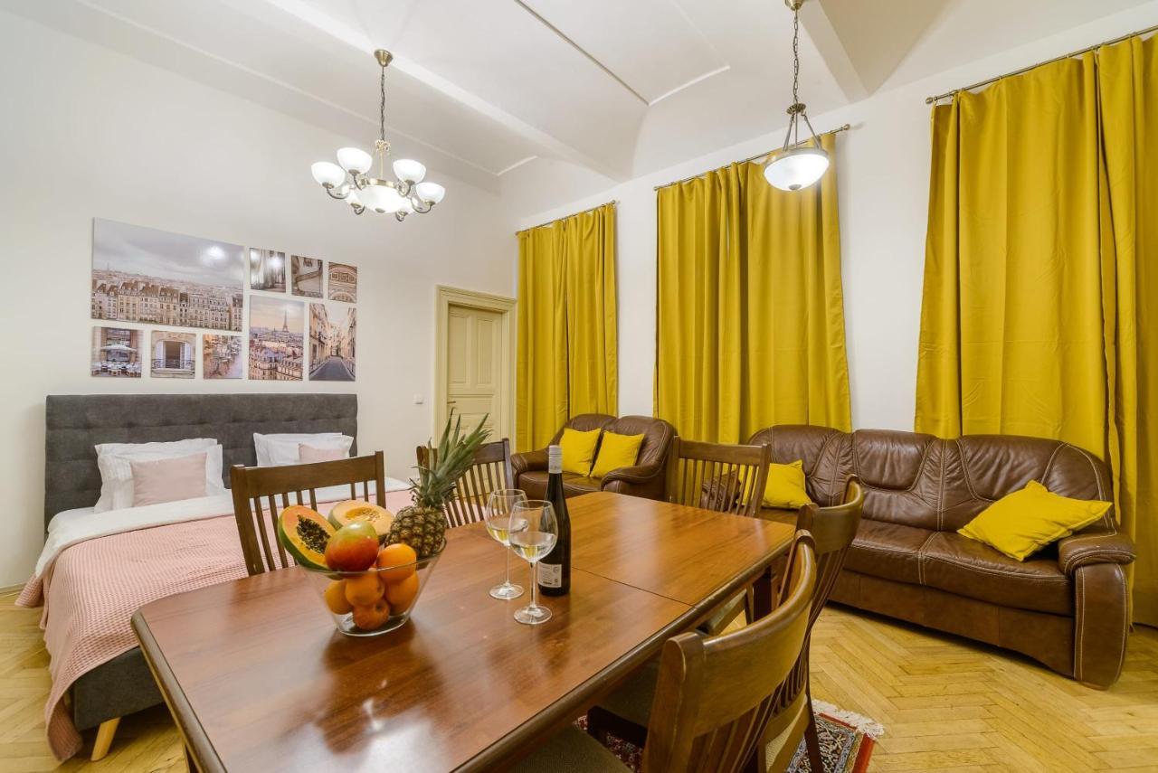 Cozy Apartment Near Stefanikuv Most Praag Buitenkant foto