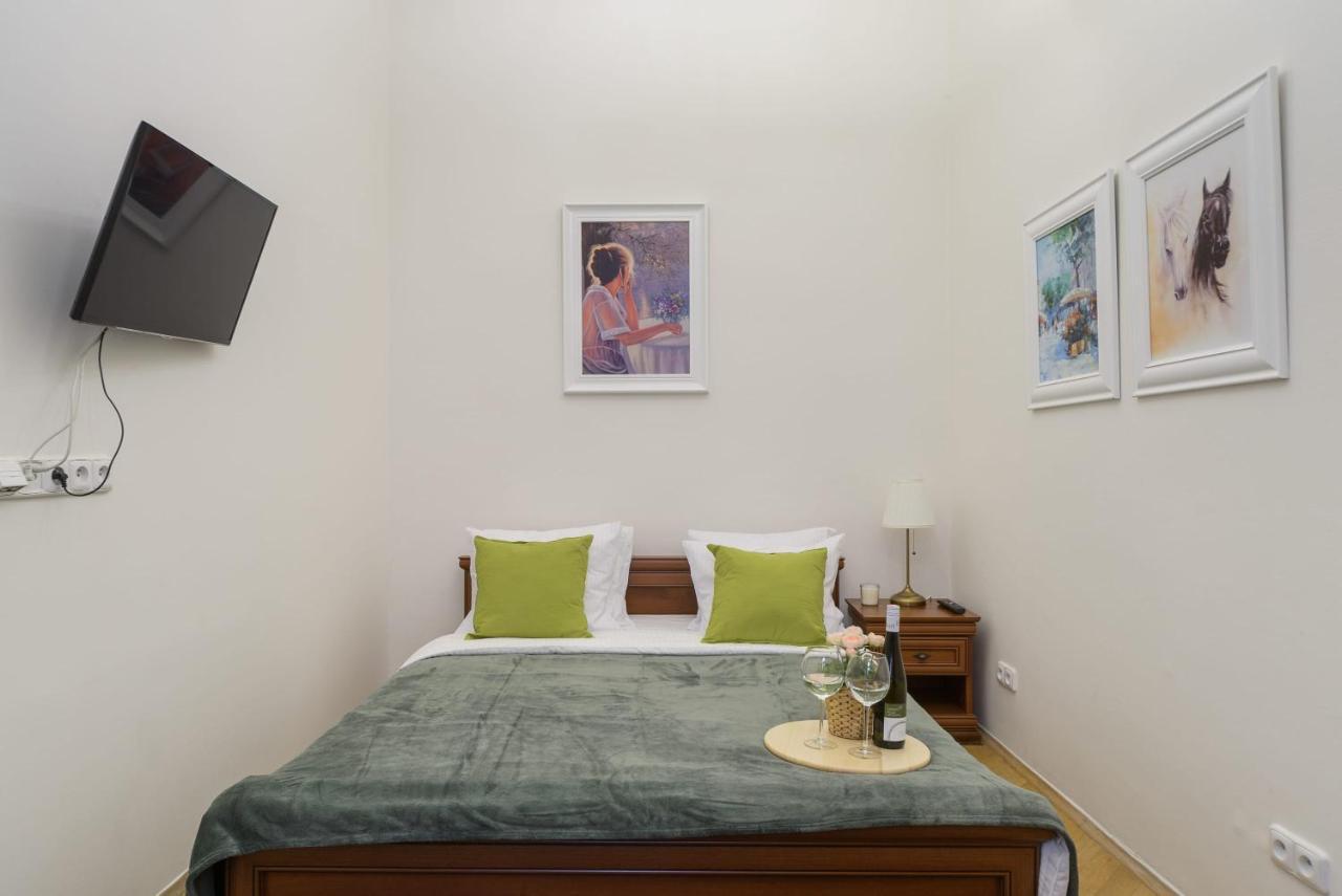 Cozy Apartment Near Stefanikuv Most Praag Buitenkant foto