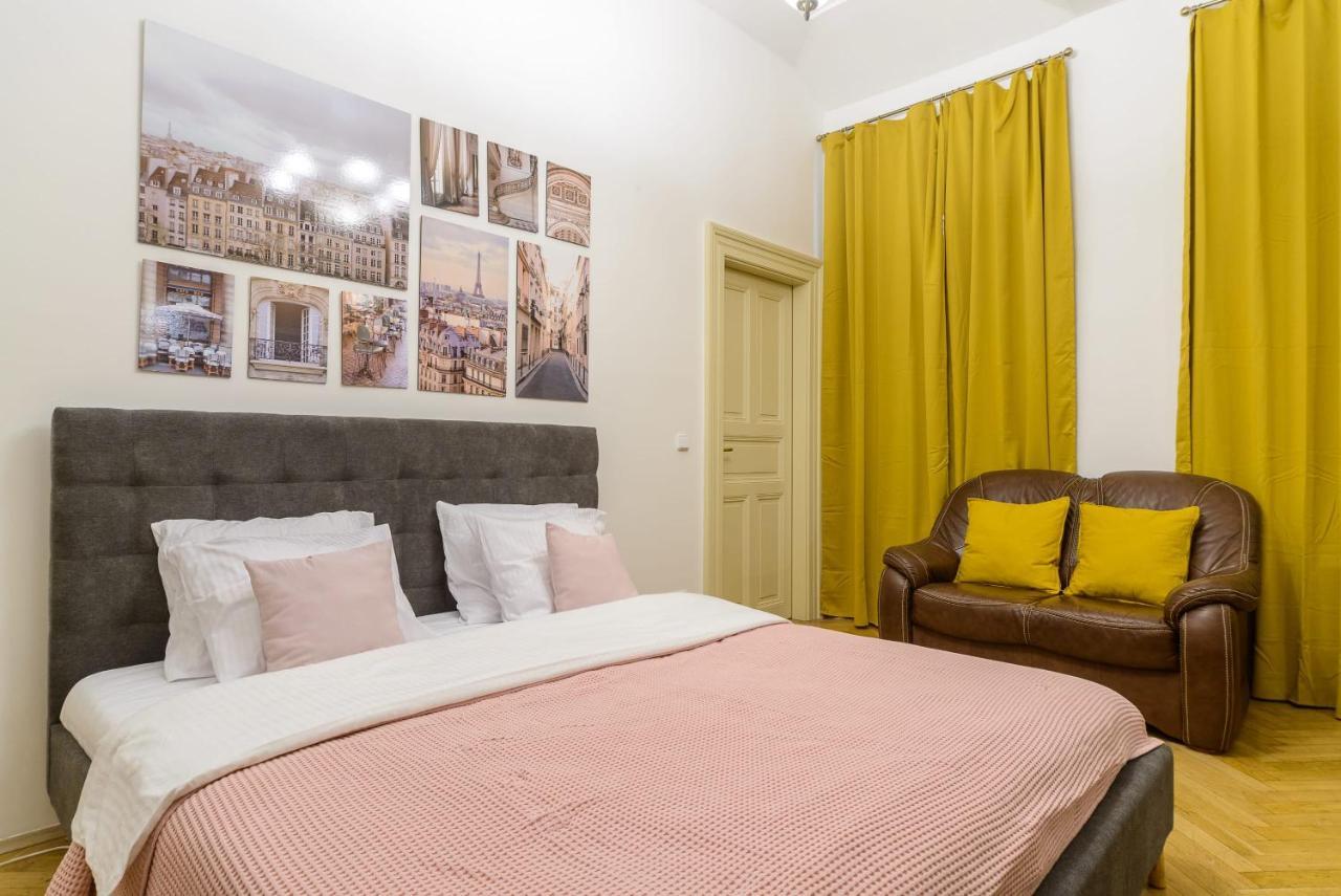 Cozy Apartment Near Stefanikuv Most Praag Buitenkant foto